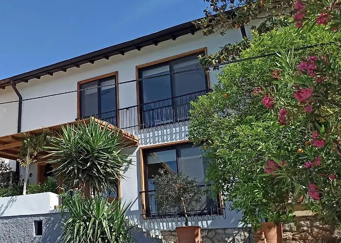 Yacht La Maison וילה