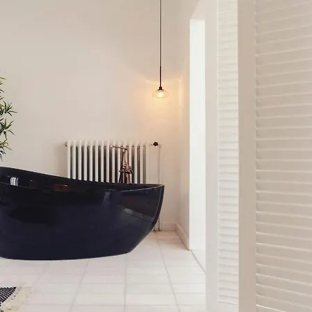 Yacht La Maison *