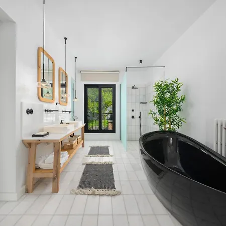 Vilă Yacht La Maison